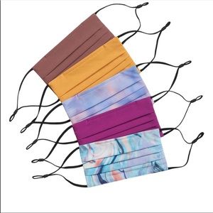 ATHLETA Five pack face mask with ear adjusters. Asst colors